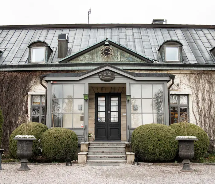 Toxic bygger ny webb åt Hooks Herrgård